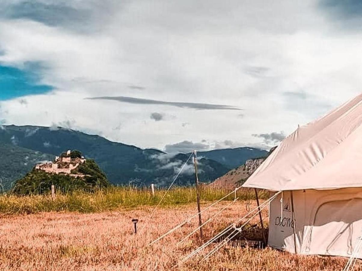 Lodg'Ing Secret Camp Ariege Hotell Lordat Eksteriør bilde